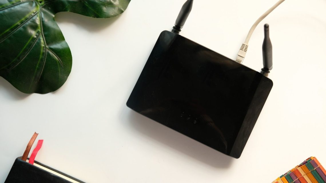 How do I connect to my Rogers modem? On This Very Spot