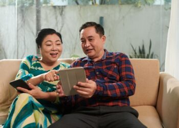 What People Choose for Online Leisure