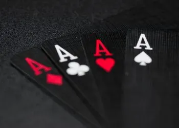 The Intersection of Online Casinos and Ice Hockey