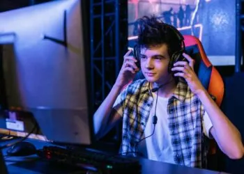 Simulated Drops vs. Steam Data — How Close Are They Really?