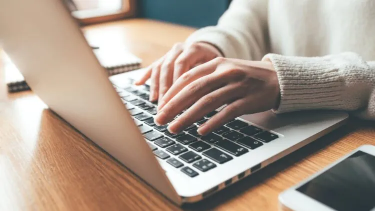 Essential Digital Safety When Working On The Move